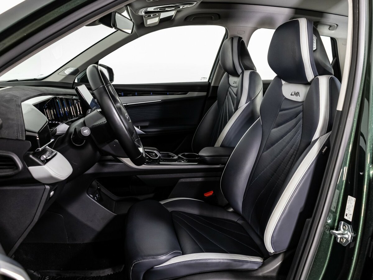 Купить Geely Atlas II, 2023, 56 116 км, фото №18