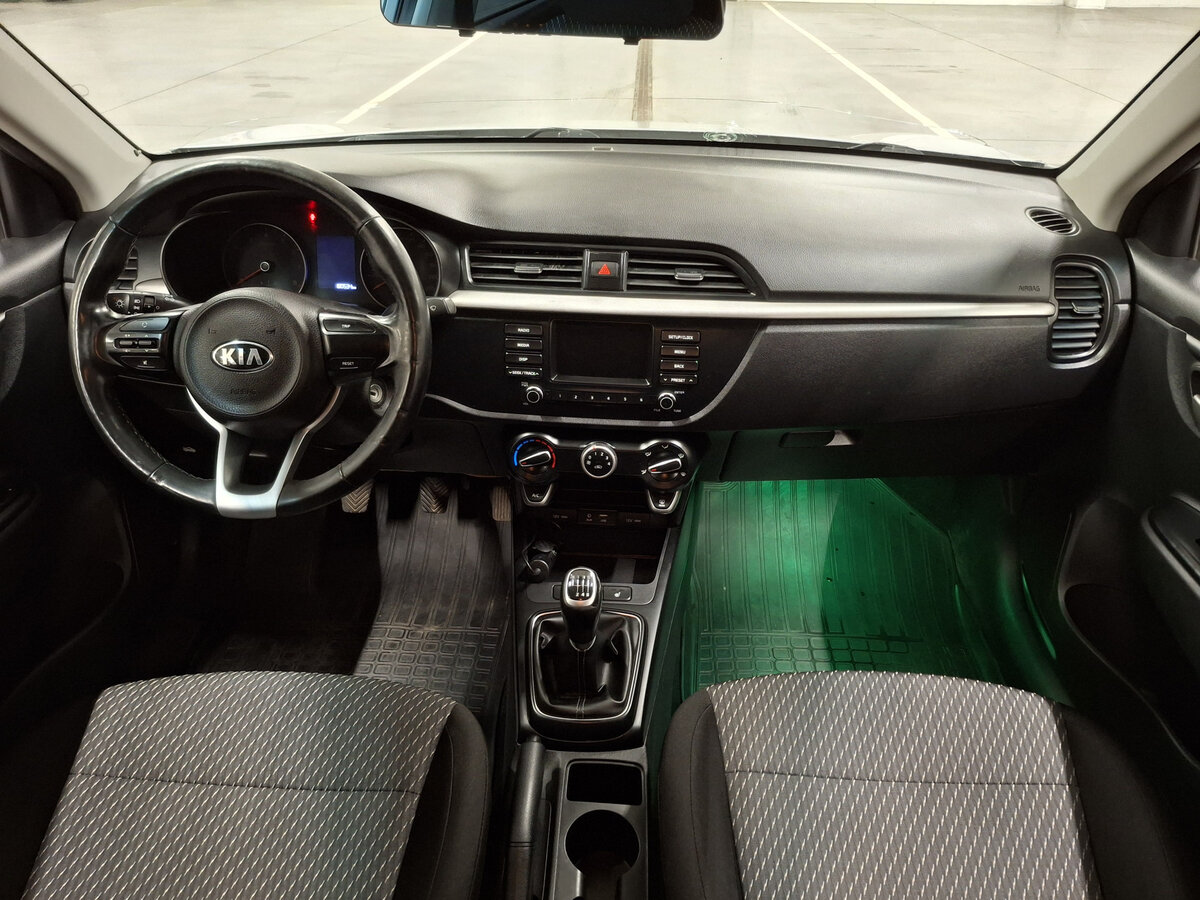 Купить Kia Rio IV, 2017, 180 535 км, фото №14