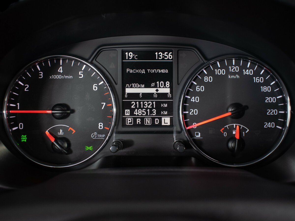 Купить Nissan X-Trail II Рестайлинг, 2013, 211 319 км, фото №13