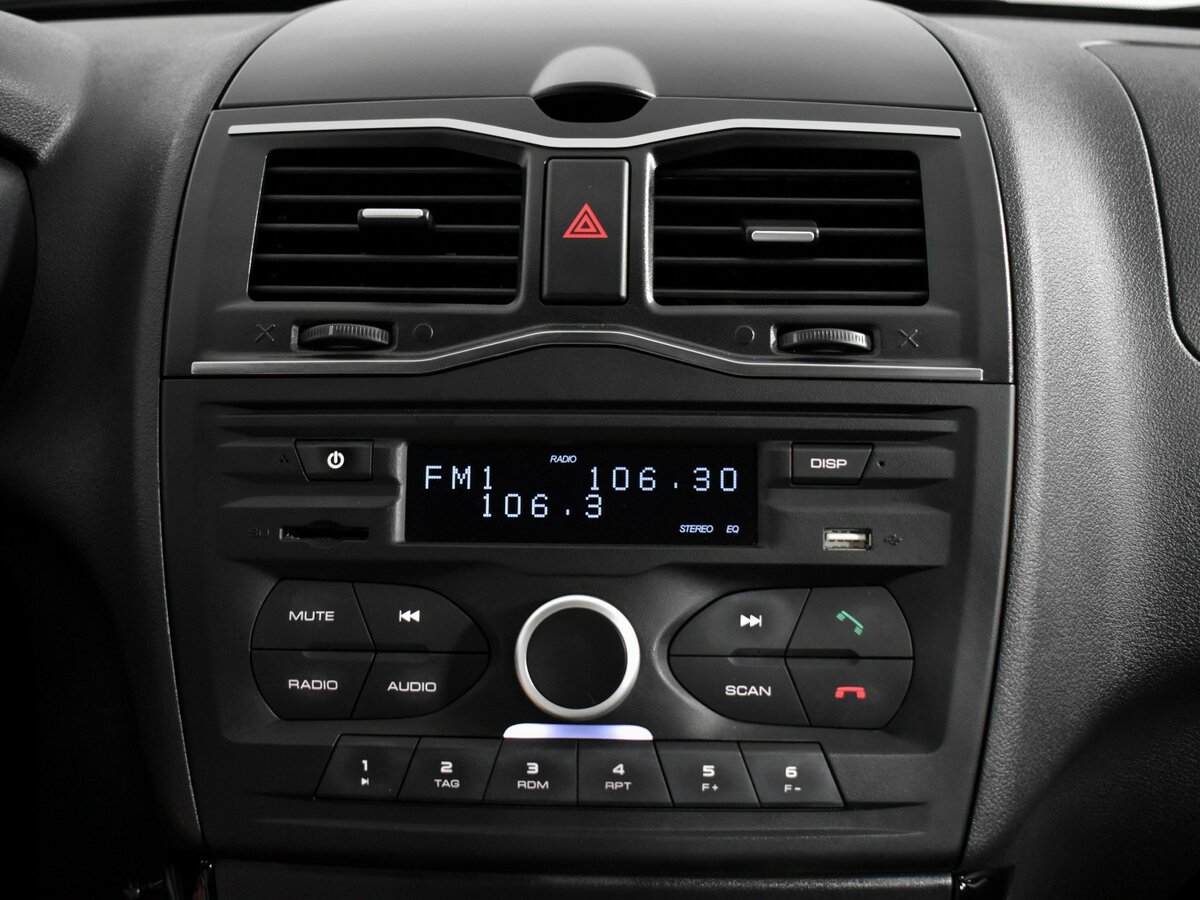 Купить Lada (ВАЗ) Granta Cross I Рестайлинг, 2019, 29 714 км, фото №14