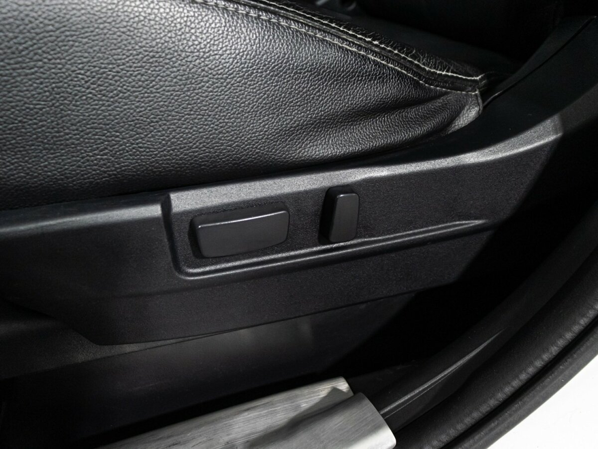 Купить Mitsubishi Outlander III Рестайлинг, 2014, 175 868 км, фото №15